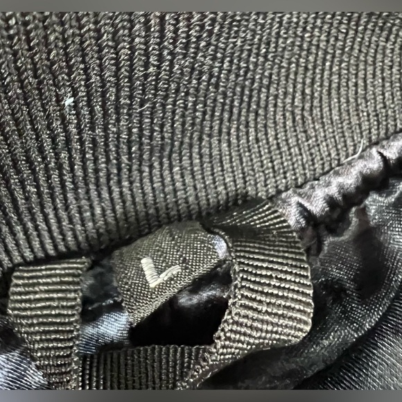 Mens NFL Super Bowl LVIII Budweiser Football Quilted Bomber Jacket Large - Picture 3 of 6